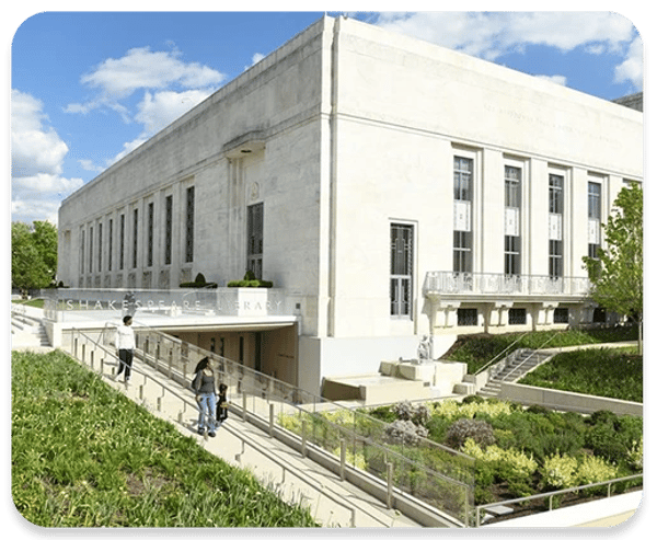 Folger Shakespear Libary building