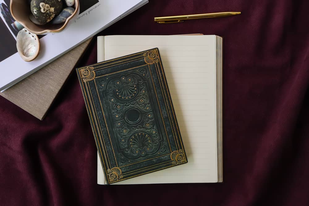 Nocturnelle - Journals - DesignImgTwo Image