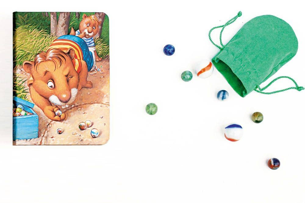 Jugando a las Canicas - Cuadernos - DesignImgOne Image