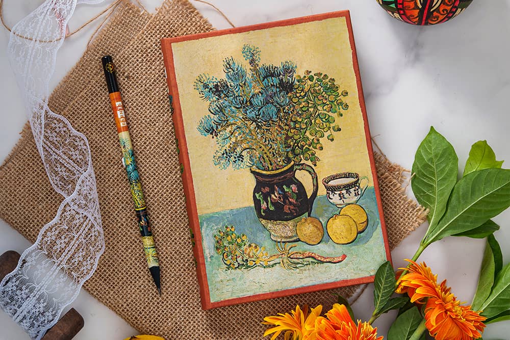 2027 Natura Morta, Van Gogh - 12 Mesi - DesignImgTwo Image