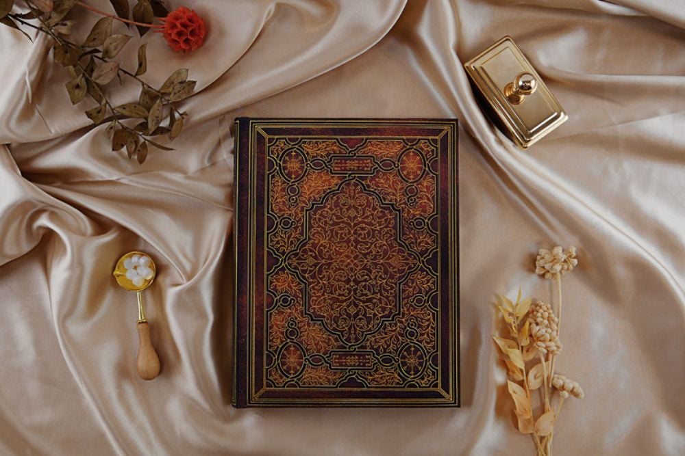 Iron Horse - Guest Books - DesignImgOne Image